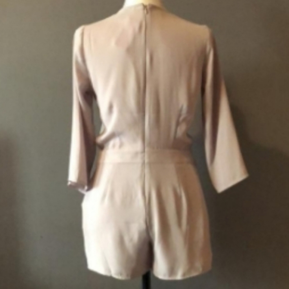 Forever 21 Cream Romper Size S Chiffon Cross Over - Picture 4 of 10
